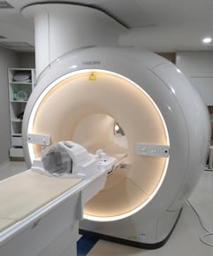 PHILIPS社製 Ingenia 3.0T HP