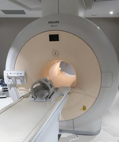 PHILIPS社製 Achieva 1.5T Nova
